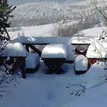 Drewniana Stefanowka Holiday home *