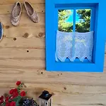 Drewniana Stefanowka Holiday home *
