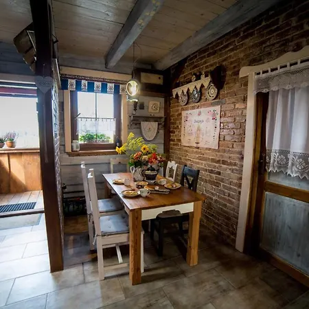 Holiday home Drewniana Stefanowka Slemien